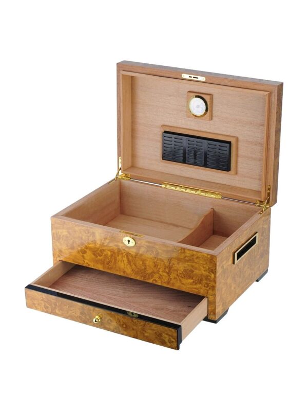 World Map Golden Oak and Spanish Cedar Humidor crop 1 914x1214 1